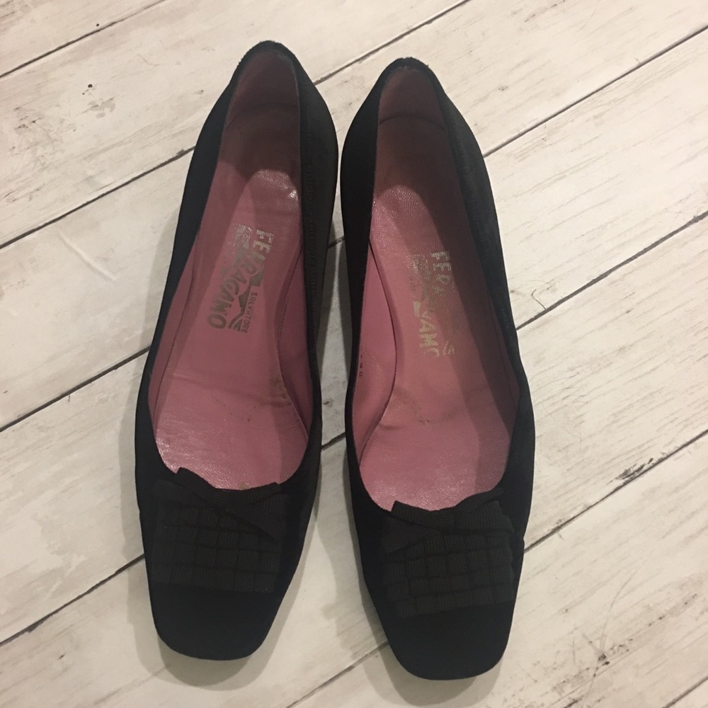 👠On SALE❤️💯Ferragamo Velvet Ladies Shoes DB70257